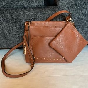 Steve Madden brown crossbody purse with a extra small bag in like new condition